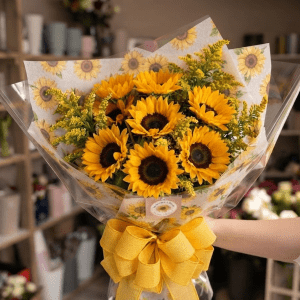 Bouquet de tournesols frais | Fleuriste La Baraque à fleurs Mont-Joli.